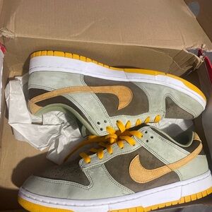 Nike Dunk Low Dusty Olives